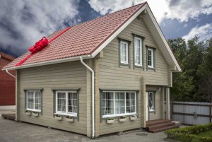 Деревянные дома - особенности возведения и достоинства конструкций